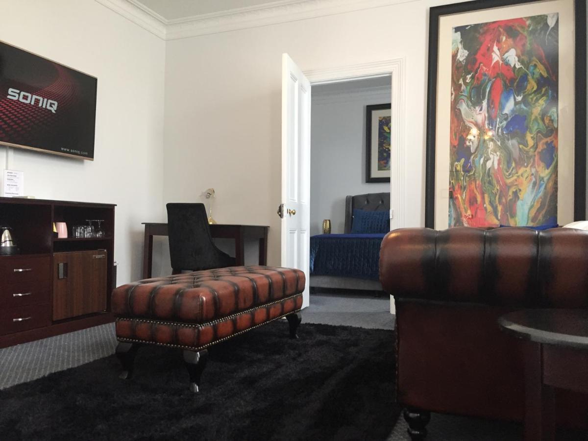 Art Hotel On York ลอนเชสตัน ภายนอก รูปภาพ