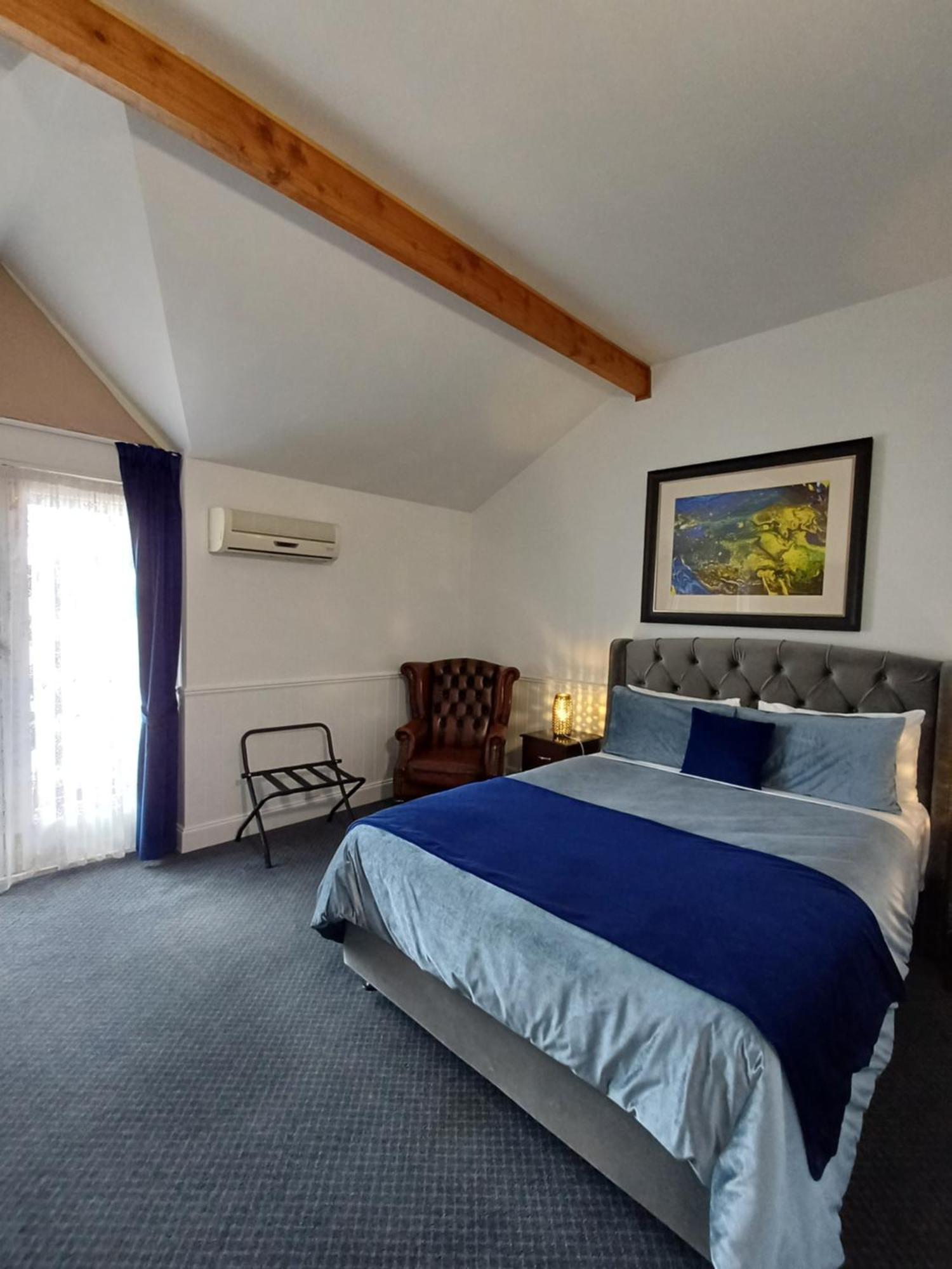 Art Hotel On York ลอนเชสตัน ภายนอก รูปภาพ