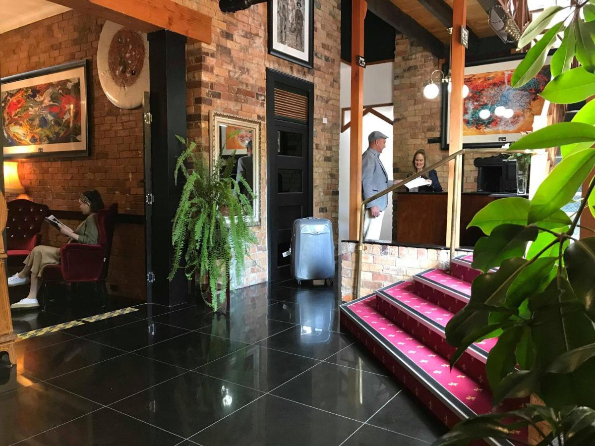 Art Hotel On York ลอนเชสตัน ภายนอก รูปภาพ